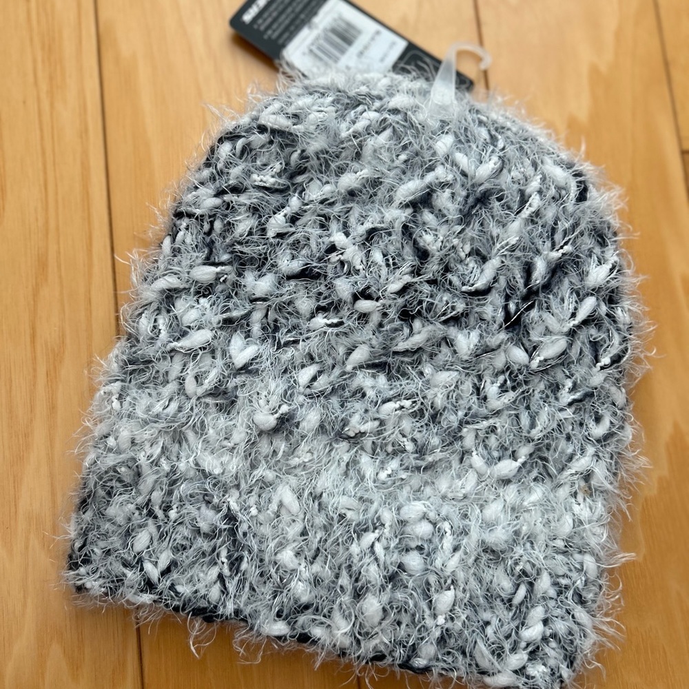 NWT Skechers Women’s Black Combo Beanie Toboggan Hat - Picture 12 of 12